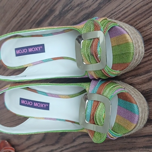 Mojo Moxy Beautiful wedge platform sandels Size 8.5 - Picture 2 of 7